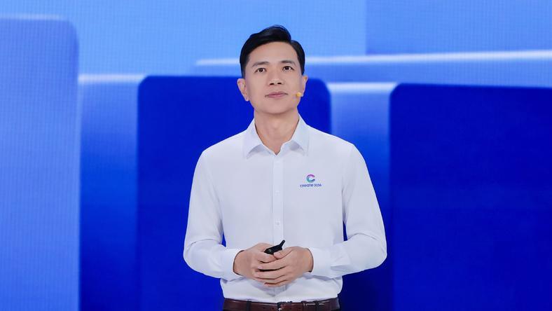 李彦宏不再恋战大模型